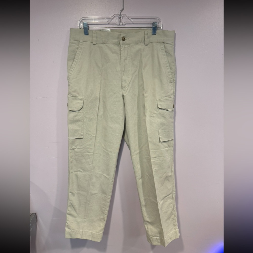 NWT cargo khaki Dockers pants